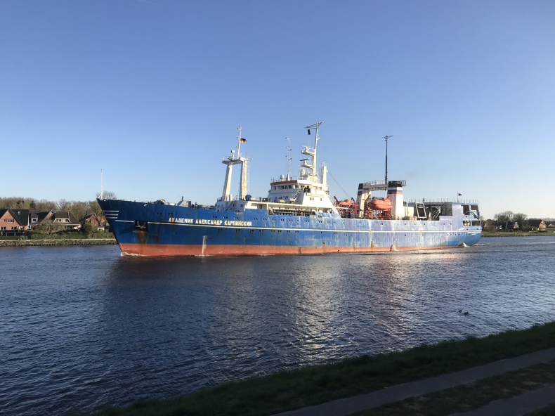 Rosyjski statek poszukujący złóż ropy przybył do Kapsztadu. Ekolodzy protestują - GospodarkaMorska.pl