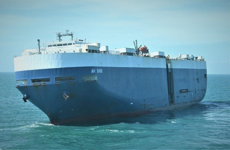 Kolejny pożar na samochodowcu - GospodarkaMorska.pl