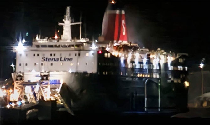 Pożar na promie Stena - GospodarkaMorska.pl