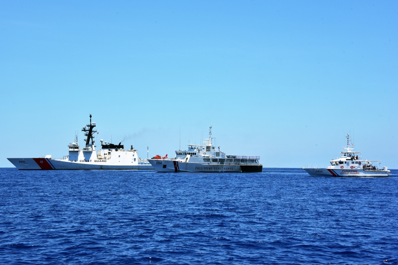 Filipiny i USA rozmawiają o wspólnych patrolach na Morzu Południowochińskim - GospodarkaMorska.pl