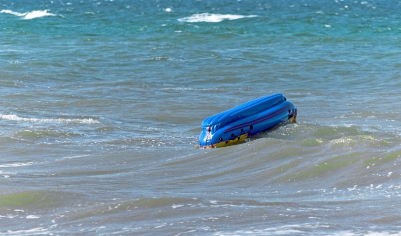 Do 63 wzrosła liczba ofiar katastrofy łodzi z migrantami - GospodarkaMorska.pl