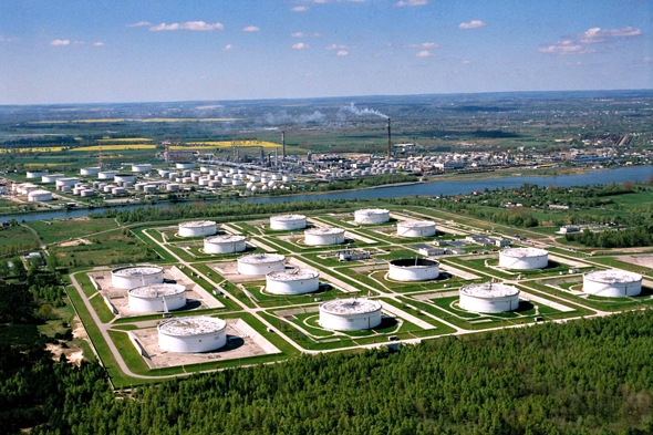 Orlen i Lotos bez entuzjazmu wobec terminalu PERN - GospodarkaMorska.pl