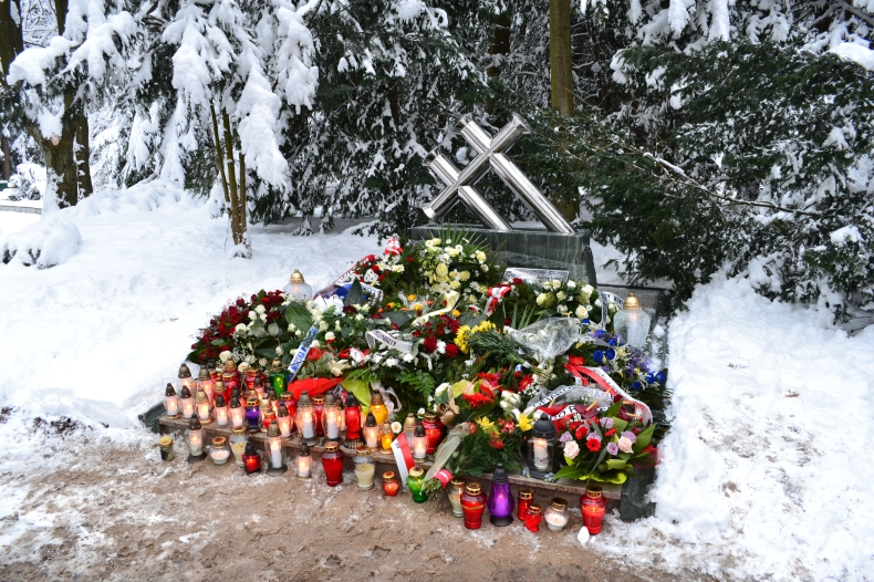 Służbom ratowniczym udało się odnaleźć tylko jedną tratwę. 22 lata po tragedii na Bałtyku - GospodarkaMorska.pl