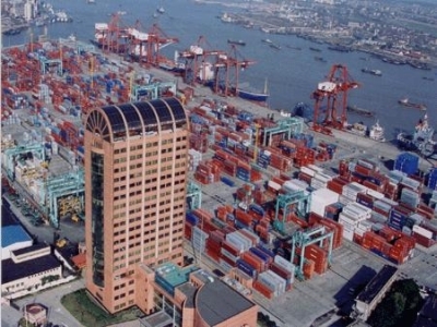 Port w Szanghaju ponownie numerem 1 - GospodarkaMorska.pl