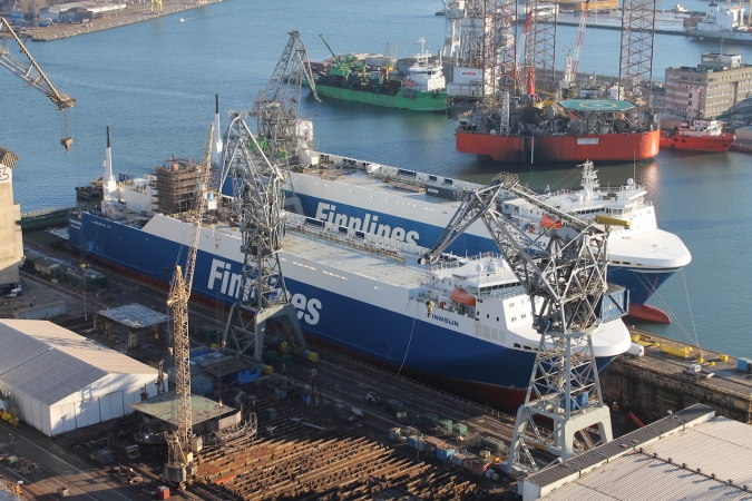 Montaż scruberów na jednostkach Finnlines w Stoczni Nauta-GospodarkaMorska.pl