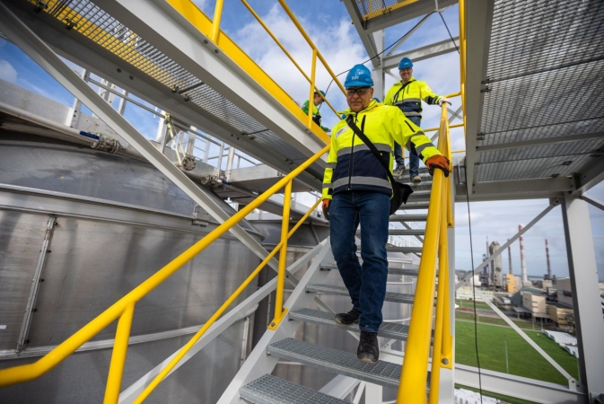 Co się dzieje na placu budowy Polimery Police? Zobacz film i zdjęcia-GospodarkaMorska.pl