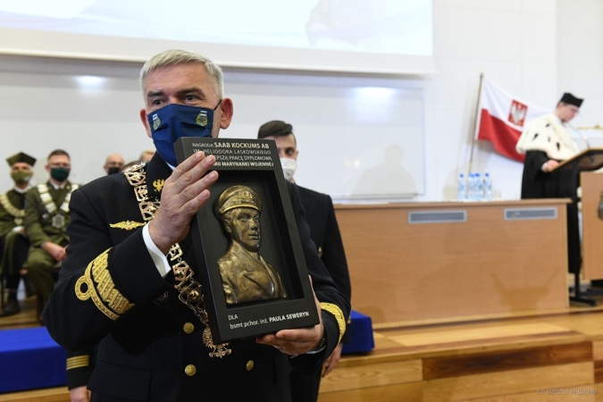 1100 nowych studentów w Akademii Marynarki Wojennej. Nowy rok akademicki rozpoczęty [ZDJĘCIA, WIDEO]-GospodarkaMorska.pl