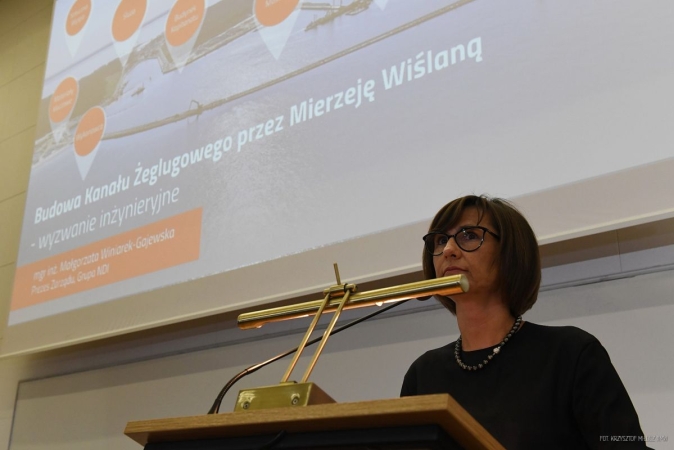 1100 nowych studentów w Akademii Marynarki Wojennej. Nowy rok akademicki rozpoczęty [ZDJĘCIA, WIDEO]-GospodarkaMorska.pl