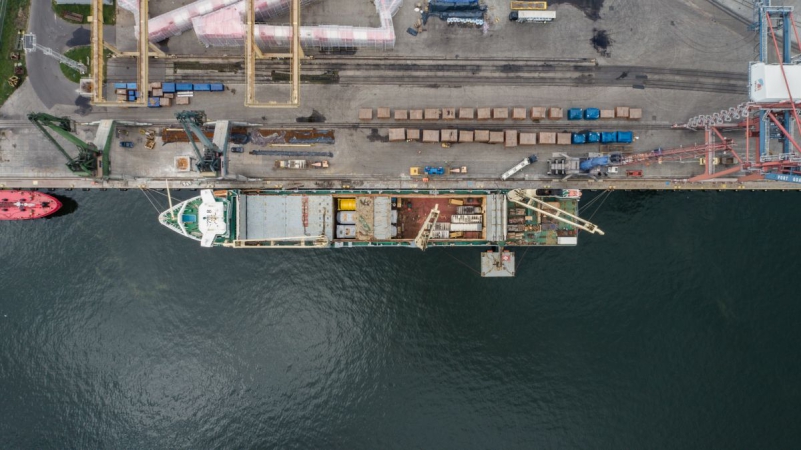 Z Portu Gdańsk do wybrzeża Tanzanii. CEVA Logistics przetransportuje konstrukcję o wadze 2 tys. ton [WIDEO, ZDJĘCIA]-GospodarkaMorska.pl