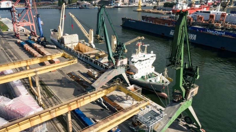 Z Portu Gdańsk do wybrzeża Tanzanii. CEVA Logistics przetransportuje konstrukcję o wadze 2 tys. ton [WIDEO, ZDJĘCIA]-GospodarkaMorska.pl