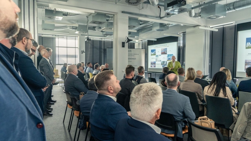 Grupa Technologiczna ASE ma swój magazyn energii. To krok w stronę oszczędności i OZE [WIDEO, ZDJĘCIA]-GospodarkaMorska.pl