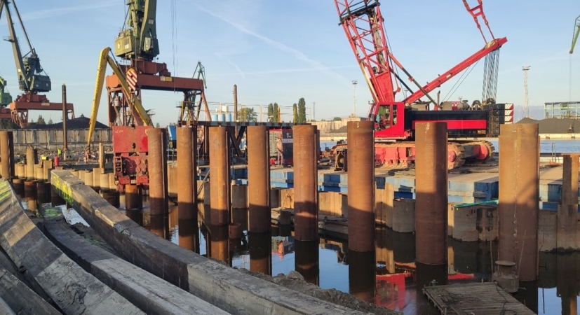 Port Szczecin: postęp prac związanych z budową oraz przebudową nabrzeży w Basenie Kaszubskim-GospodarkaMorska.pl
