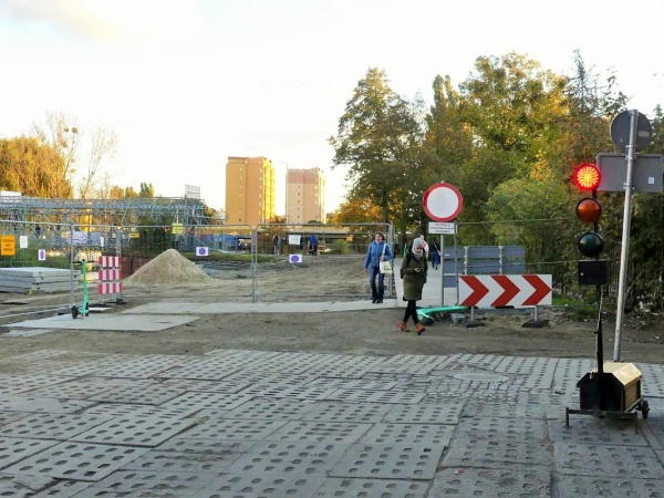 Trwa przebudowa Mostu Stągiewnego. Dzięki niej powstanie nowa marina w Gdańsku [ZDJĘCIA]-GospodarkaMorska.pl