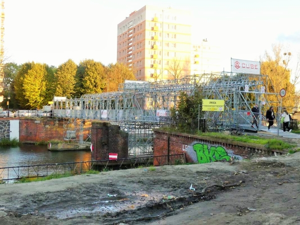 Trwa przebudowa Mostu Stągiewnego. Dzięki niej powstanie nowa marina w Gdańsku [ZDJĘCIA]-GospodarkaMorska.pl