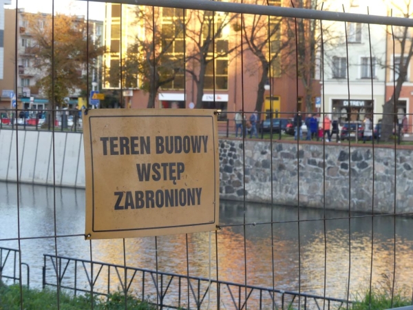 Trwa przebudowa Mostu Stągiewnego. Dzięki niej powstanie nowa marina w Gdańsku [ZDJĘCIA]-GospodarkaMorska.pl