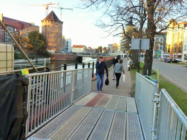 Trwa przebudowa Mostu Stągiewnego. Dzięki niej powstanie nowa marina w Gdańsku [ZDJĘCIA]-GospodarkaMorska.pl