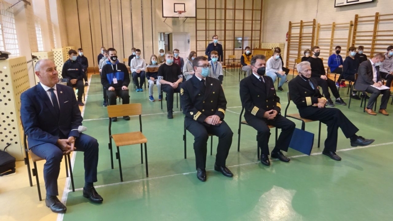 Inżynier Kazimierz Bielski, wychowawca morskich mechaników, uhonorowany w Zespole Szkół Technicznych Tczewie-GospodarkaMorska.pl