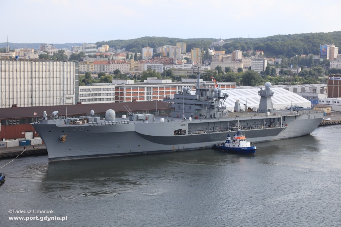 fot. Tadeusz Urbania www.port.gynia.pl-GospodarkaMorska.pl