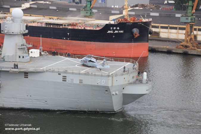 fot. Tadeusz Urbania www.port.gynia.pl-GospodarkaMorska.pl