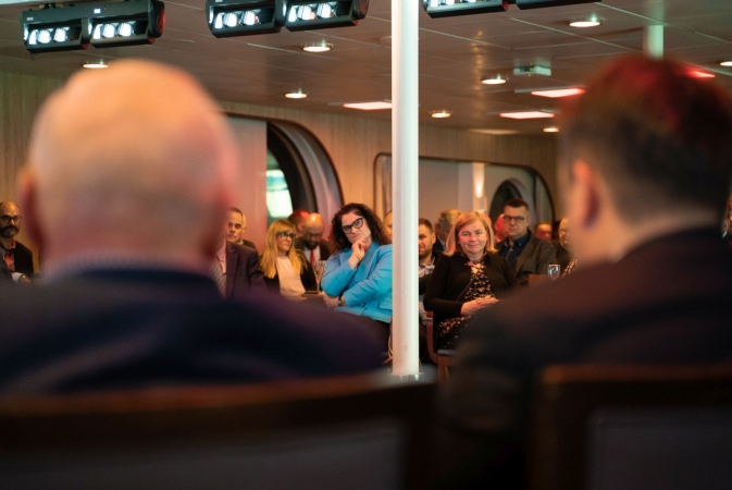 Dyskusje o morzu na morzu. Rejs z GospodarkaMorska.pl za nami [WIDEO, ZDJĘCIA]-GospodarkaMorska.pl