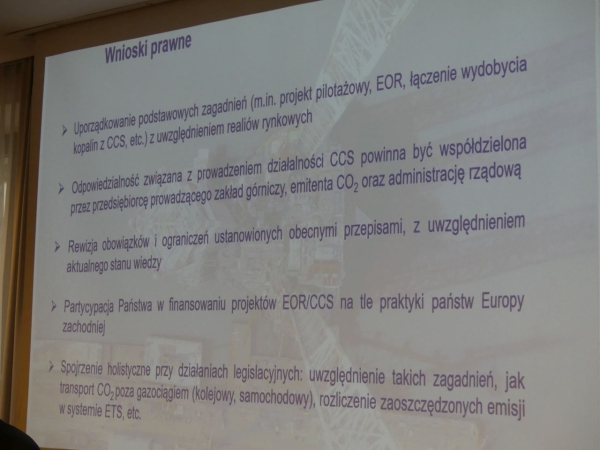 Grupy Lotos i Azoty opracowały Zieloną Księgę. Chcą ograniczać emisję CO2-GospodarkaMorska.pl