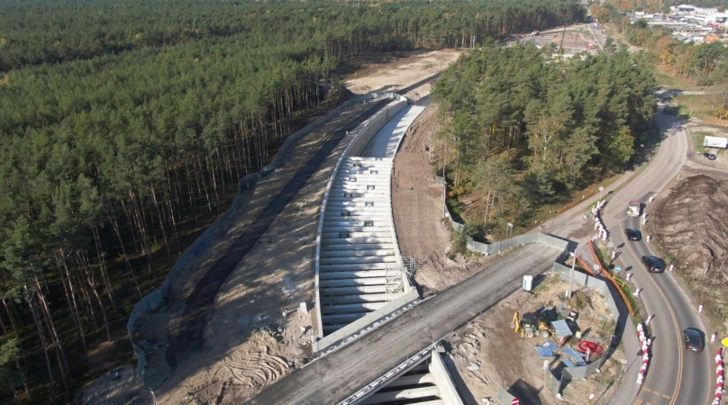 Tunel w Świnoujściu. Będą mrozić grunt pod wyjścia ewakuacyjne-GospodarkaMorska.pl