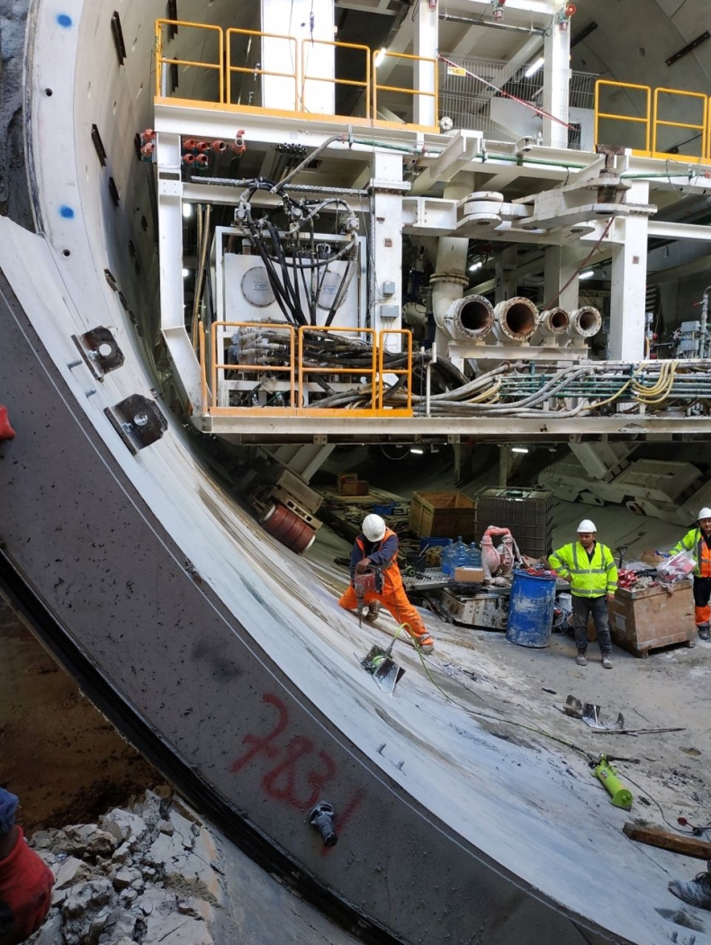 Tunel w Świnoujściu. Będą mrozić grunt pod wyjścia ewakuacyjne-GospodarkaMorska.pl