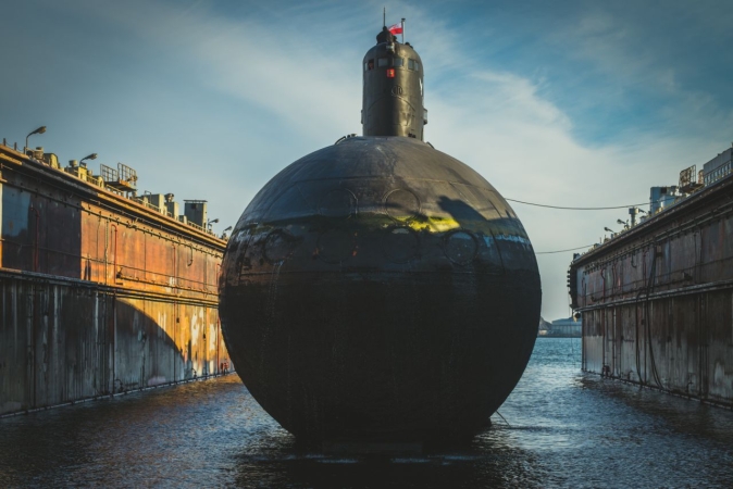 ORP Orzeł w PGZ Stoczni Wojennej [ZDJĘCIA]-GospodarkaMorska.pl