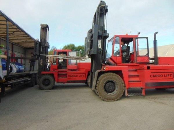 Rekordowe przeładunki stali w Cargo Lift-GospodarkaMorska.pl