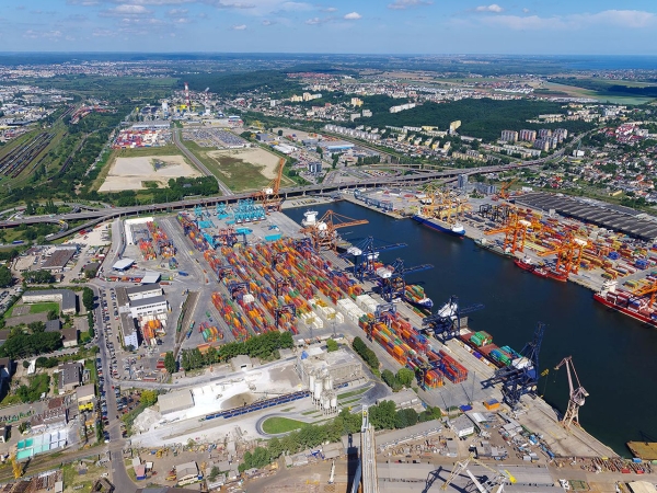 GCT w Porcie Gdynia. Terminal, który ma wiele do zaoferowania w polskiej grze o offshore-GospodarkaMorska.pl