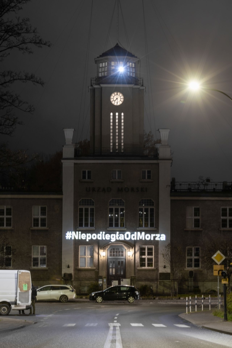 Port Gdynia świętował 103. rocznicę odzyskania niepodległości [WIDEO, ZDJĘCIA]-GospodarkaMorska.pl