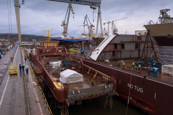 Trzy wodowania w jeden dzień. Crist oddaje kolejne mega bloki statku pasażerskiego - największe, jakie buduje się w Europie [ZDJĘCIA]-GospodarkaMorska.pl