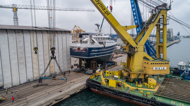 Statek rybacki zwodowany w Karstensen Shipyard Poland [WIDEO, ZDJĘCIA]-GospodarkaMorska.pl