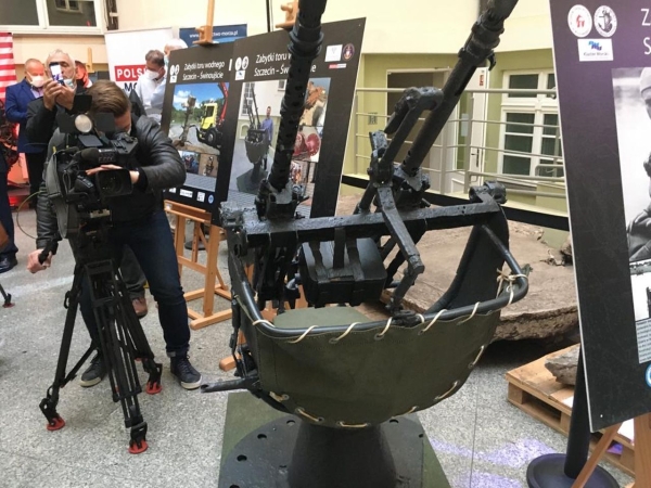 Średniowieczny miecz lub silnik Boeinga B-17. Te zabytki już w szczecińskim muzeum-GospodarkaMorska.pl