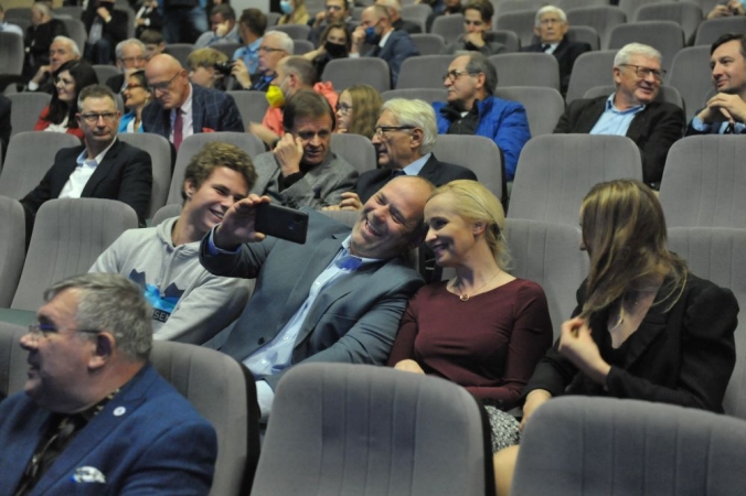 Pomorska Gala Żeglarska. Znamy najlepszych żeglarzy Pomorza [ZDJĘCIA]-GospodarkaMorska.pl