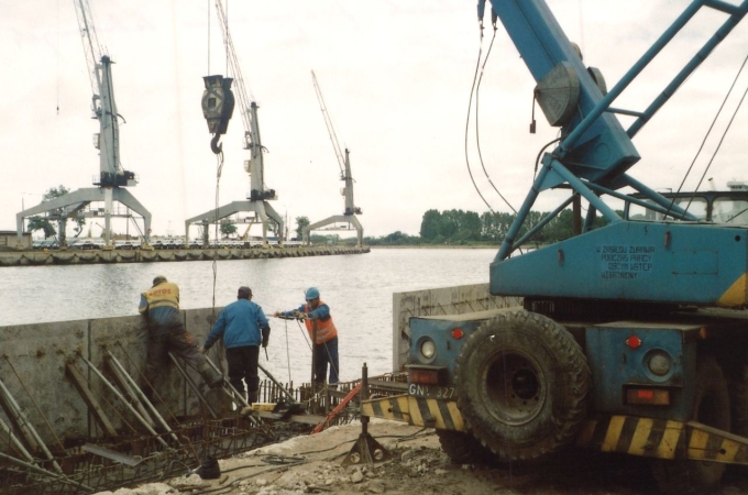Port Gdańsk. Wolny Obszar Celny ma już 25 lat [WIDEO, ZDJĘCIA]-GospodarkaMorska.pl