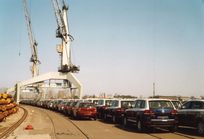 Port Gdańsk. Wolny Obszar Celny ma już 25 lat [WIDEO, ZDJĘCIA]-GospodarkaMorska.pl