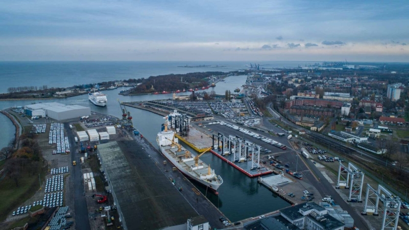 Port Gdańsk. Wolny Obszar Celny ma już 25 lat [WIDEO, ZDJĘCIA]-GospodarkaMorska.pl