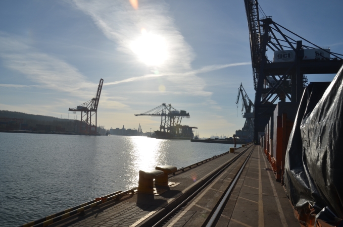 Nowa suwnica STS w GCT-GospodarkaMorska.pl