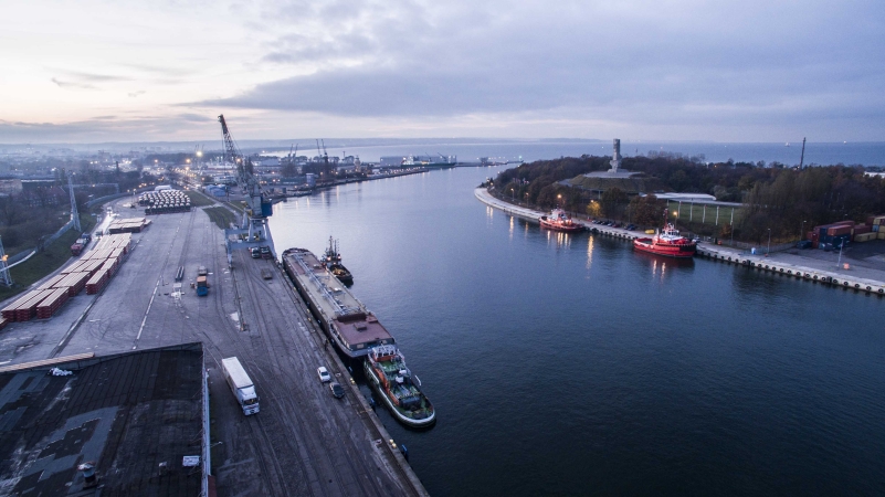 110-metrowy kadłub na inspekcji w Gdańsku. Jest wart kilka milionów złotych-GospodarkaMorska.pl