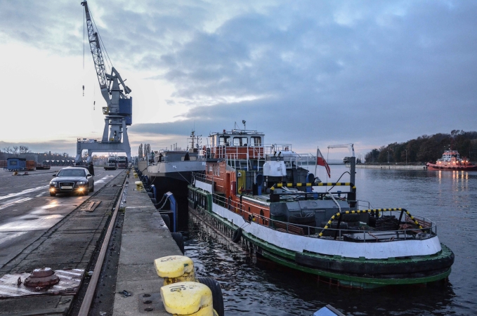 110-metrowy kadłub na inspekcji w Gdańsku. Jest wart kilka milionów złotych-GospodarkaMorska.pl