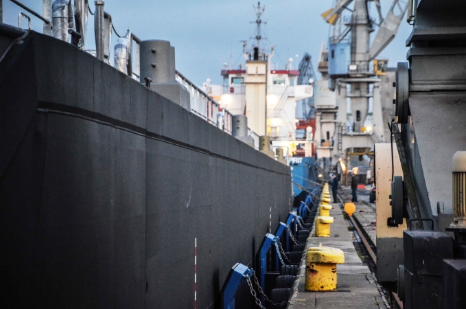 110-metrowy kadłub na inspekcji w Gdańsku. Jest wart kilka milionów złotych-GospodarkaMorska.pl