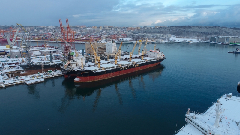 Pracowity przełom roku w Stoczni Nauta w Gdyni [foto, wideo]-GospodarkaMorska.pl