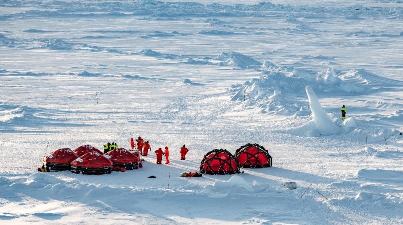 Ponant i Bureau Veritas. Ćwiczenia za kołem polarnym. Pasażer na lodzie ale bezpieczny-GospodarkaMorska.pl