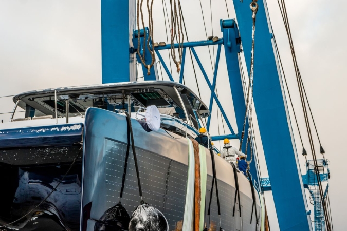 Przełom w zrównoważonej żegludze: wodowanie Sunreef 80 Eco-GospodarkaMorska.pl