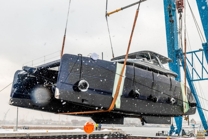 Przełom w zrównoważonej żegludze: wodowanie Sunreef 80 Eco-GospodarkaMorska.pl