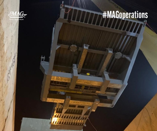 MAG w Gdyni przeładował 80-tonową rampę z precyzją na centymetry [ZDJĘCIA]-GospodarkaMorska.pl