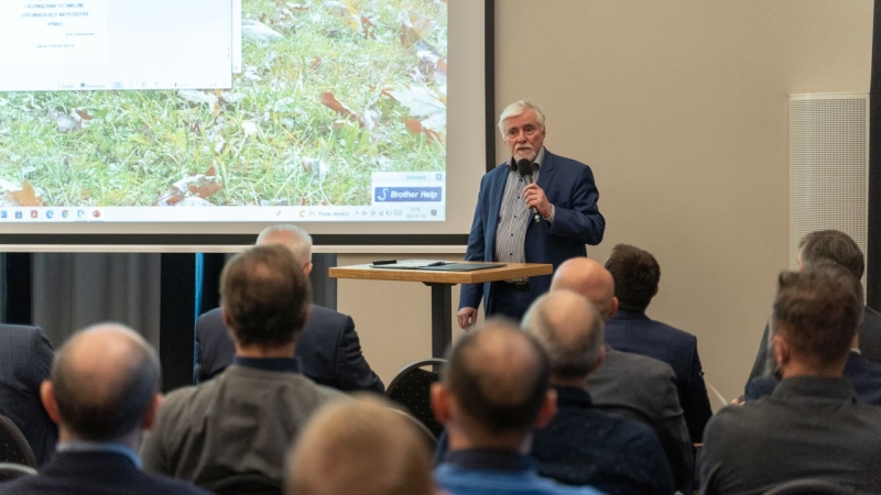 Stocznia Safe promuje pływającą platformę dokującą. Transport gabarytów nie będzie już udręką [WIDEO]-GospodarkaMorska.pl