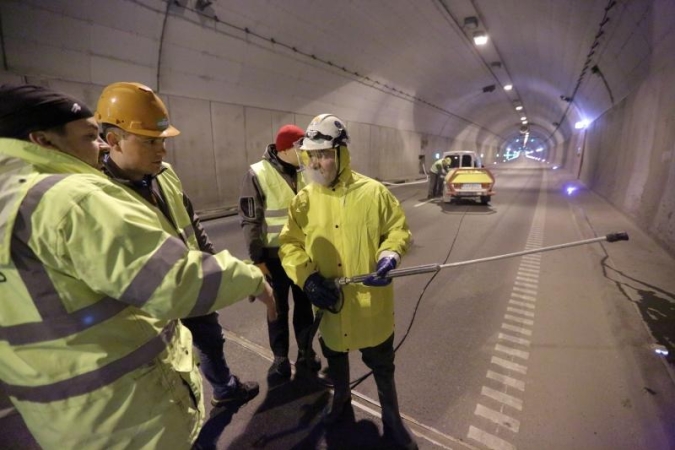 Wielkie mycie tunelu pod Martwą Wisłą-GospodarkaMorska.pl