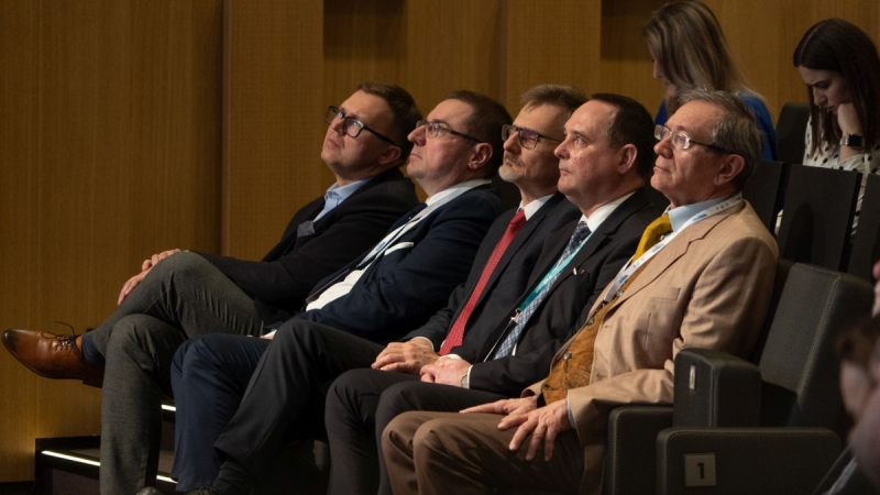 Forum Bezpieczeństwa Przemysłu Morskiego 2022. Debatowali o zagrożeniach i ich rozwiązaniach [WIDEO]-GospodarkaMorska.pl